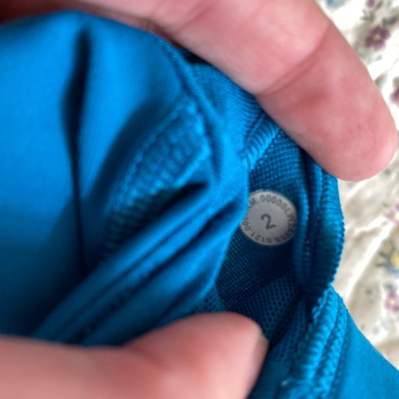 lululemon Energy Longline Bra Medium Support, B–D Cups, Size 2 - Picture 7 of 7